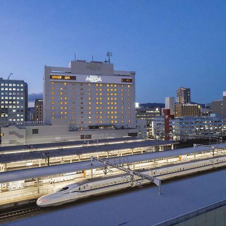 Hotel Associa Shizuoka Eksteriør billede Shinkansen platforms